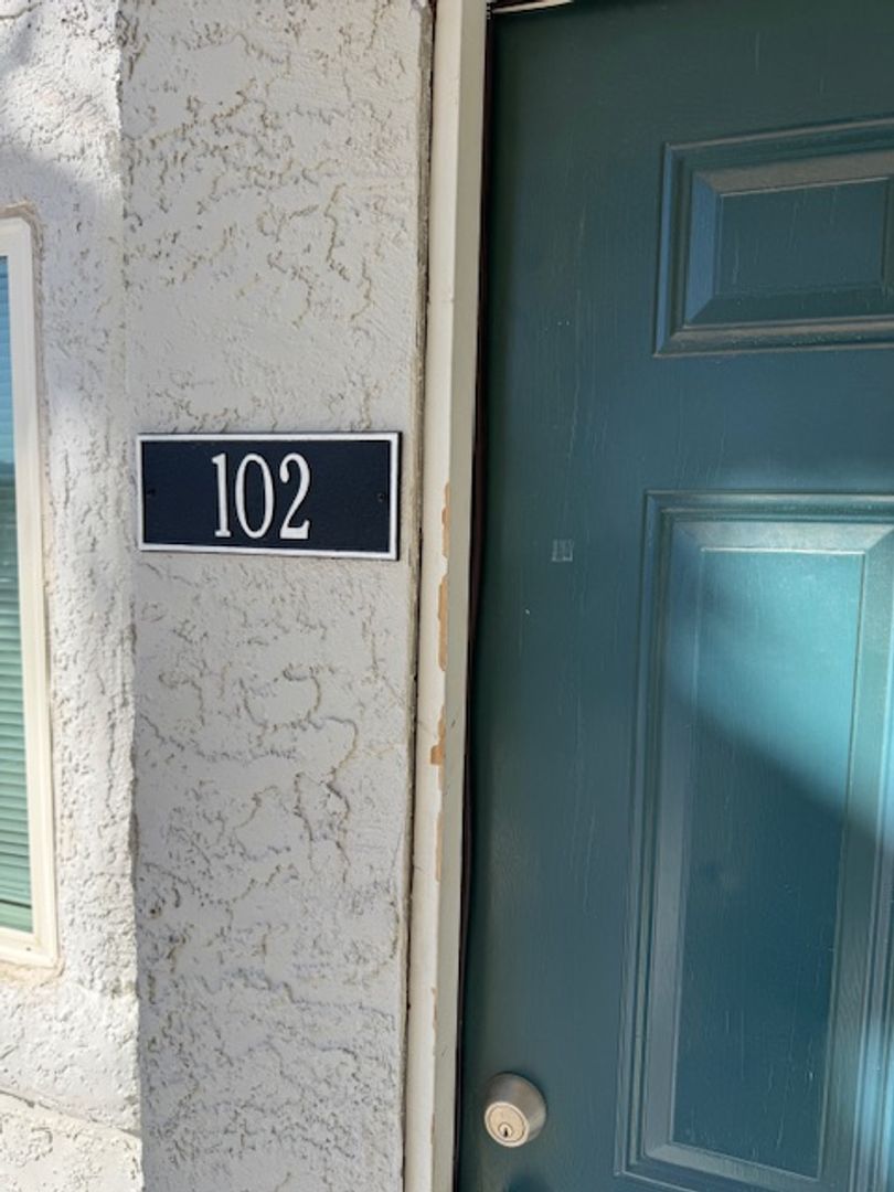 Laughlin House: 1904 Las Palmas Lane #102
