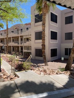 3 Bedroom Condo in Gated Portofino!