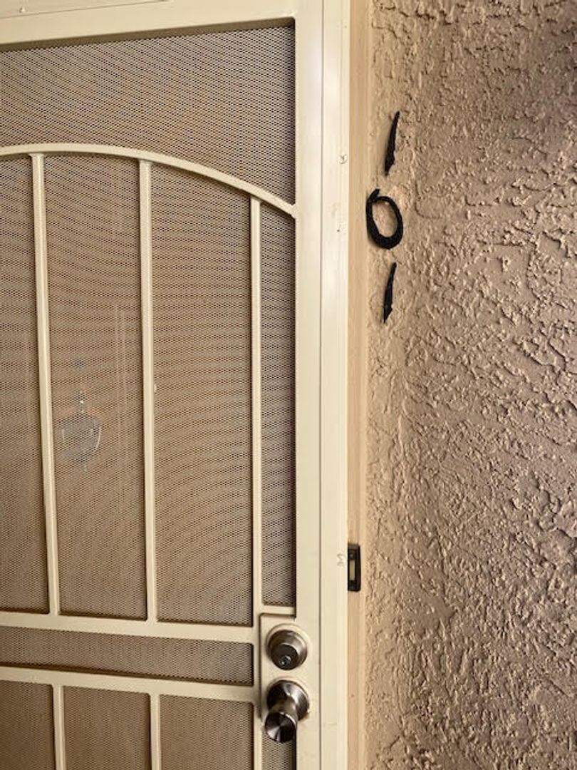 LAUGHLIN Condo: 2160 HIGHPOINT DR - single-family