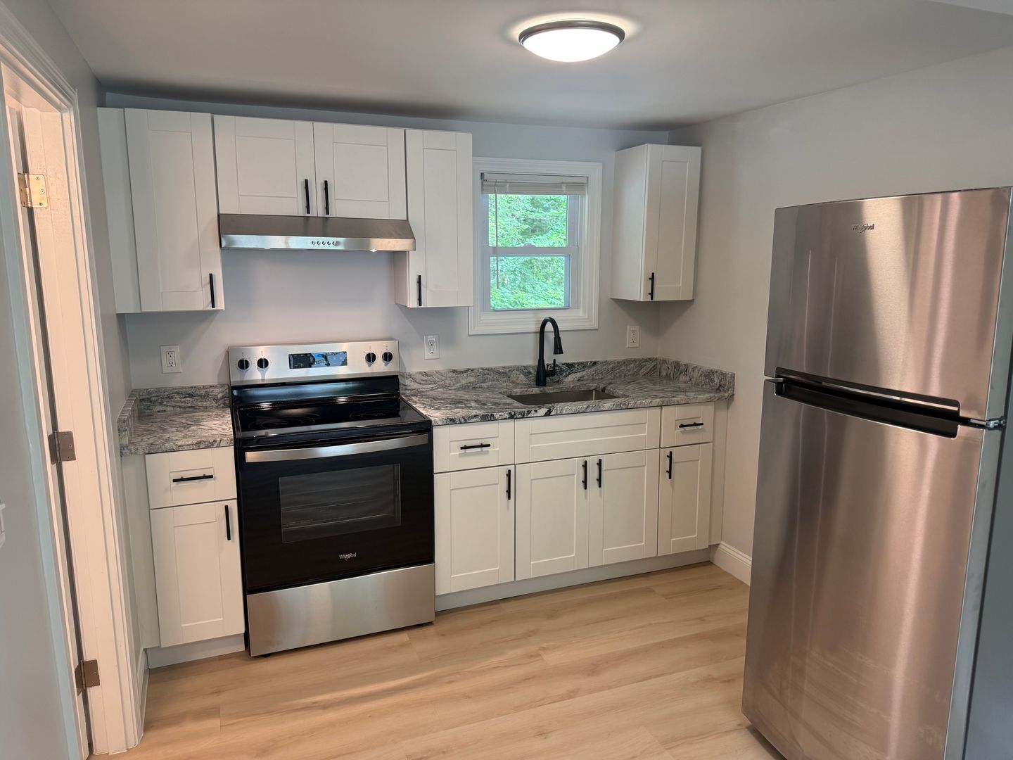 Old Orchard Beach Apartment: 137 Temple Ave