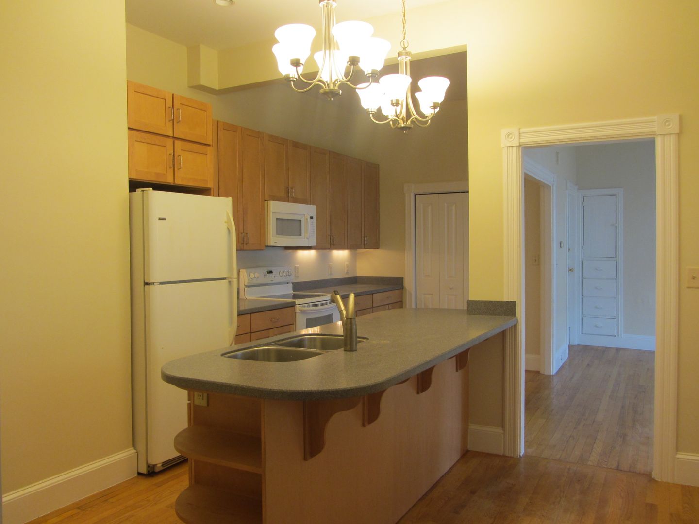 Biddeford Apartment: 157 Alfred St