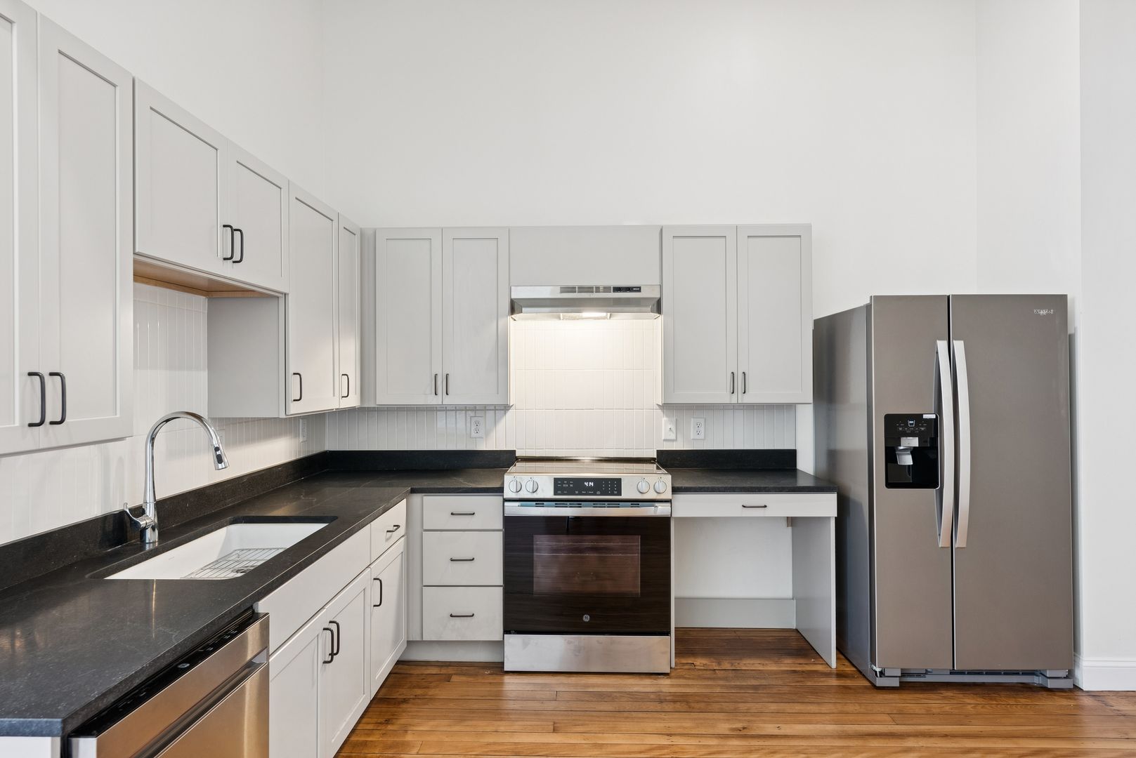 Biddeford Apartment: 129 Main St