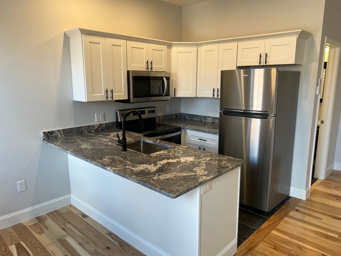 Biddeford Apartment: 20 Alfred St