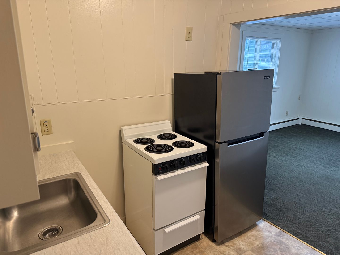 Saco Apartment: 5 Storer St
