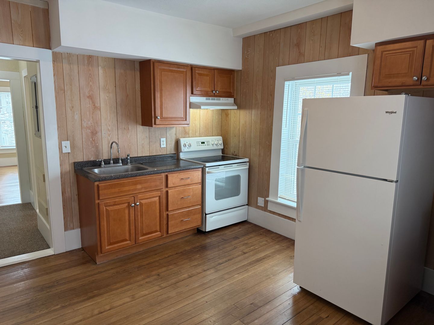 Biddeford Apartment: 168 South St