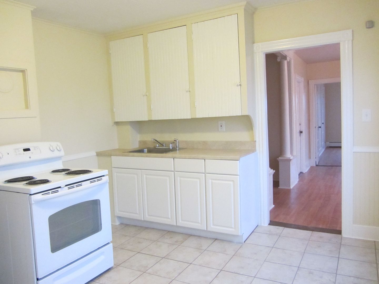 Biddeford Apartment: 44 Jefferson St