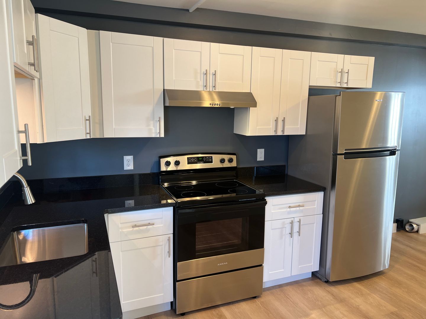 Biddeford Apartment: 28 Bacon St