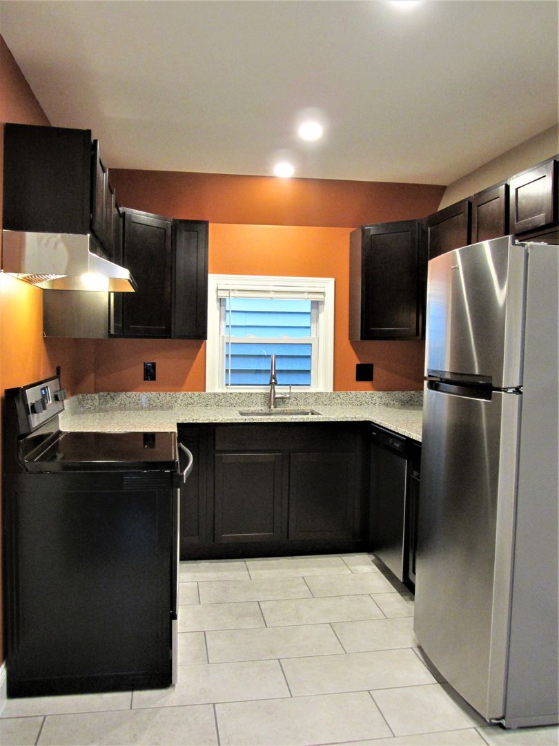 Biddeford Apartment: 62 High St