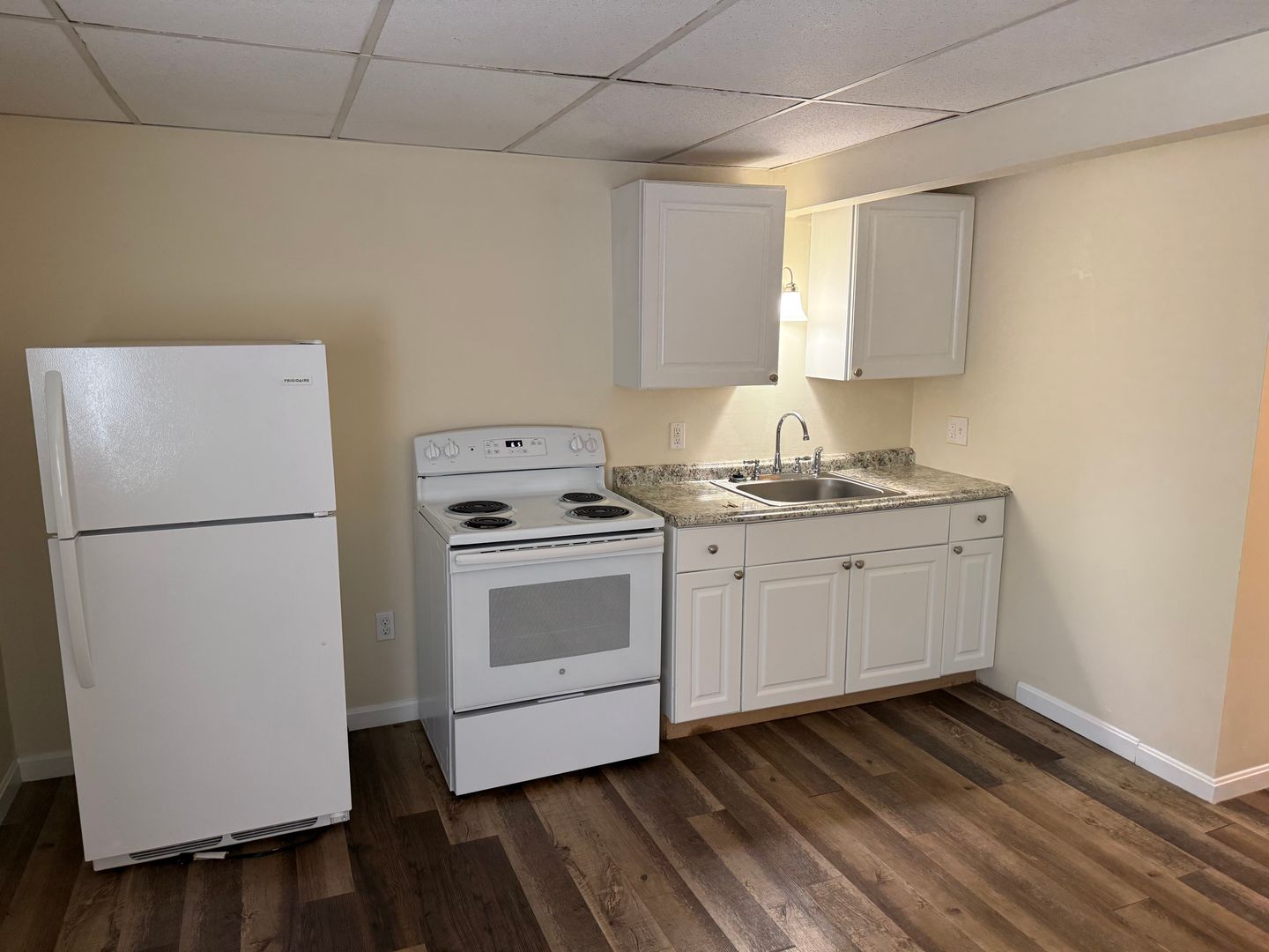Old Orchard Beach Apartment: 137 Temple Ave