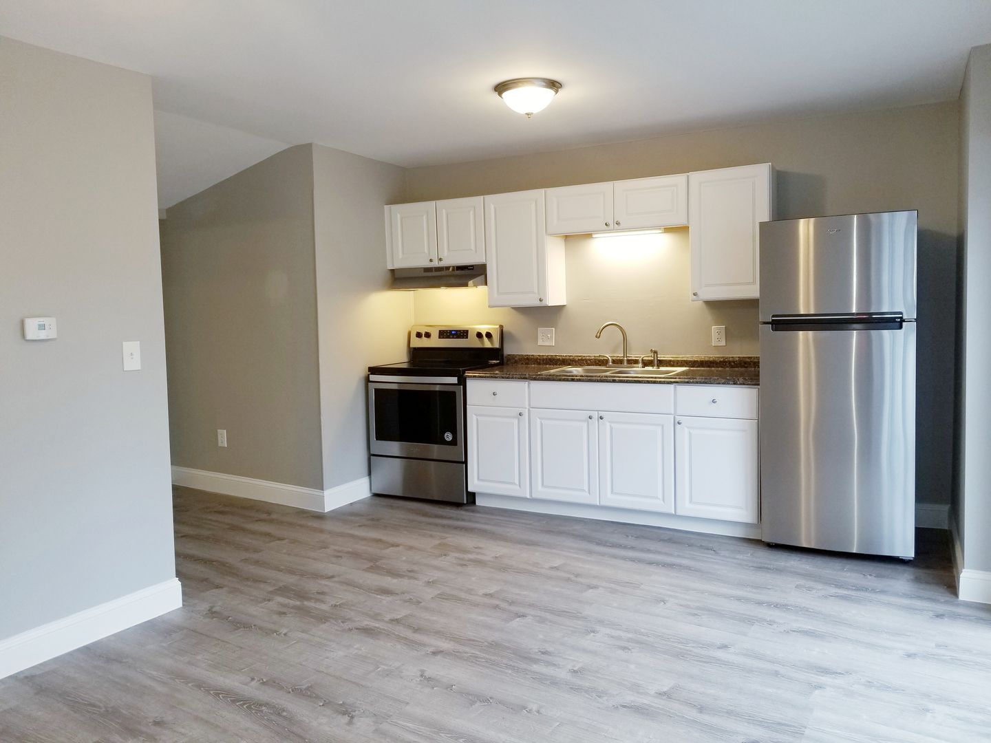 Biddeford Apartment: 64 South St