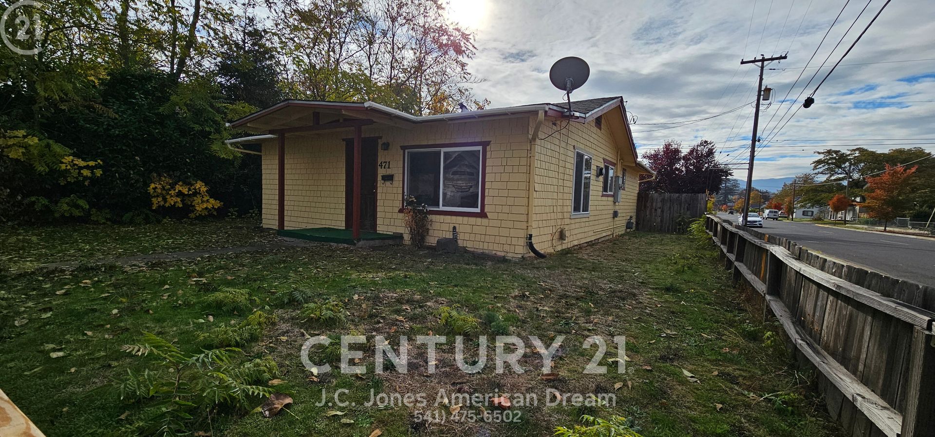 Grants Pass House: 471 SW I St.