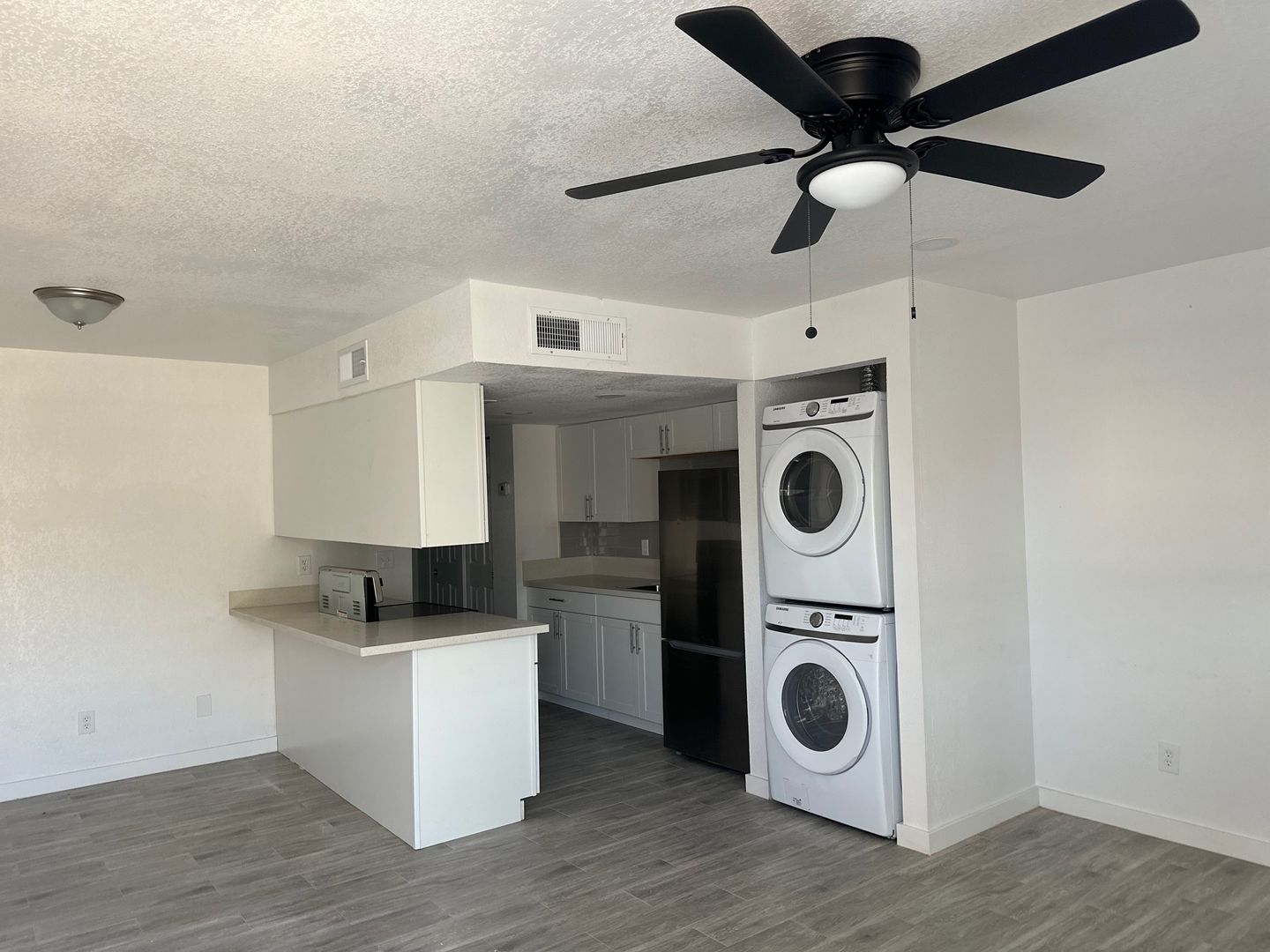 Phoenix Apartment: 16821 N 26th Street