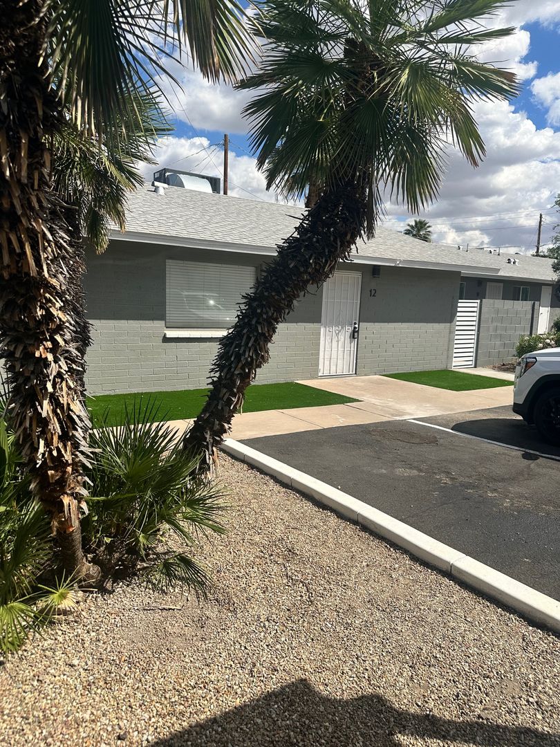 Phoenix Apartment: 2525 N. 52nd Street - Unit 12