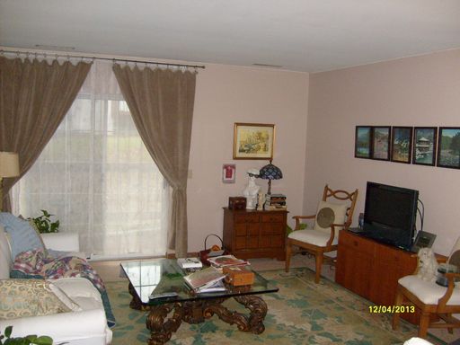 Pet-Friendly Two Bedroom With One Month Free! – photo 1
