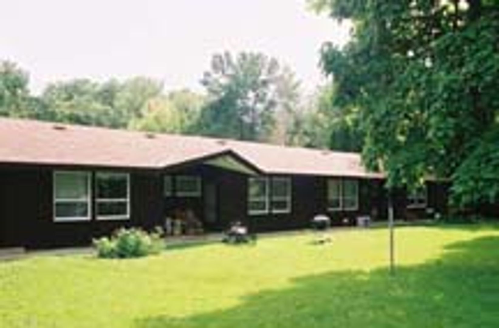 Middleton Apartment: 2950 Tomahawk Court