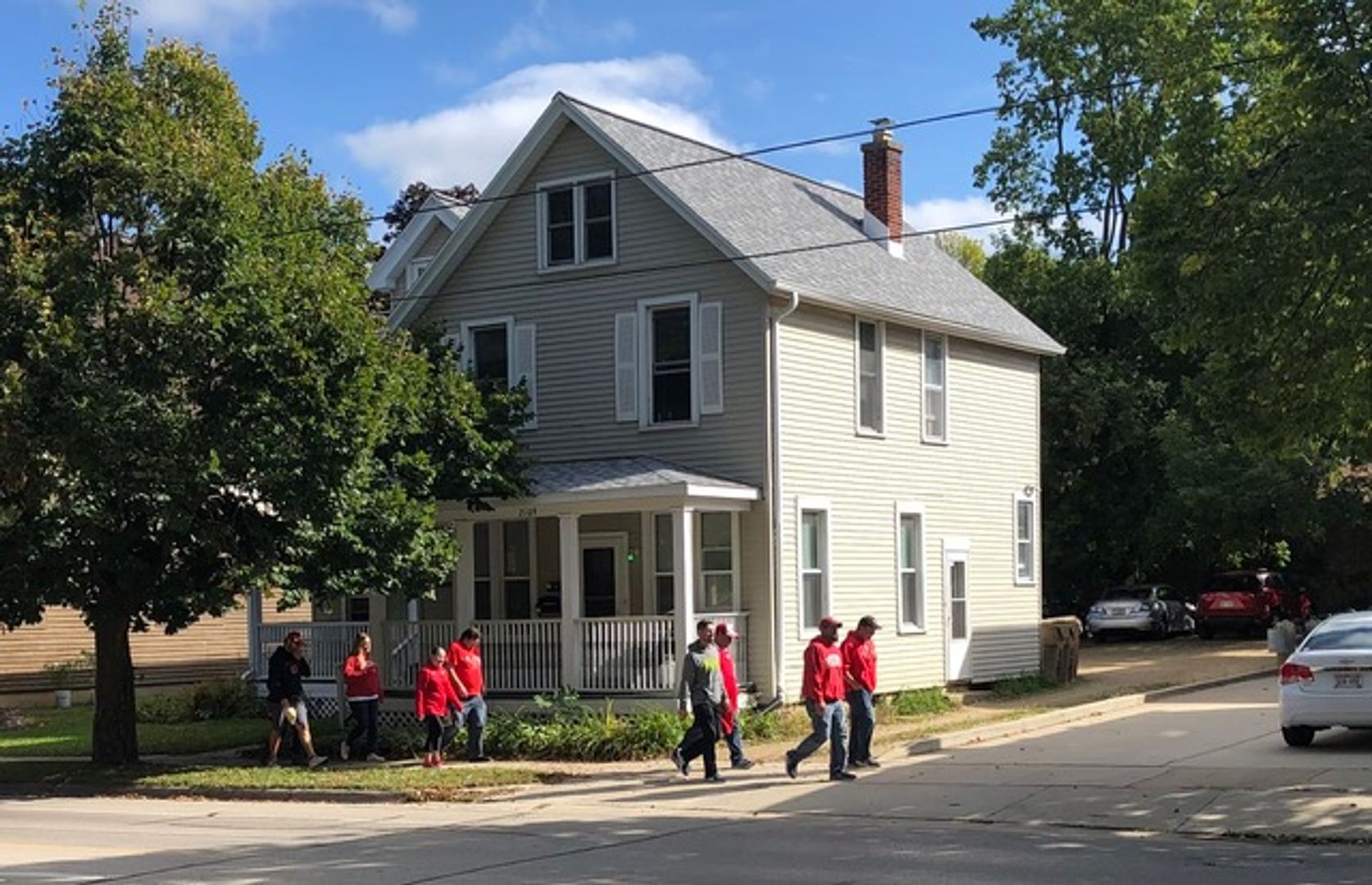 Madison Apartment: 2107-2109 University Avenue