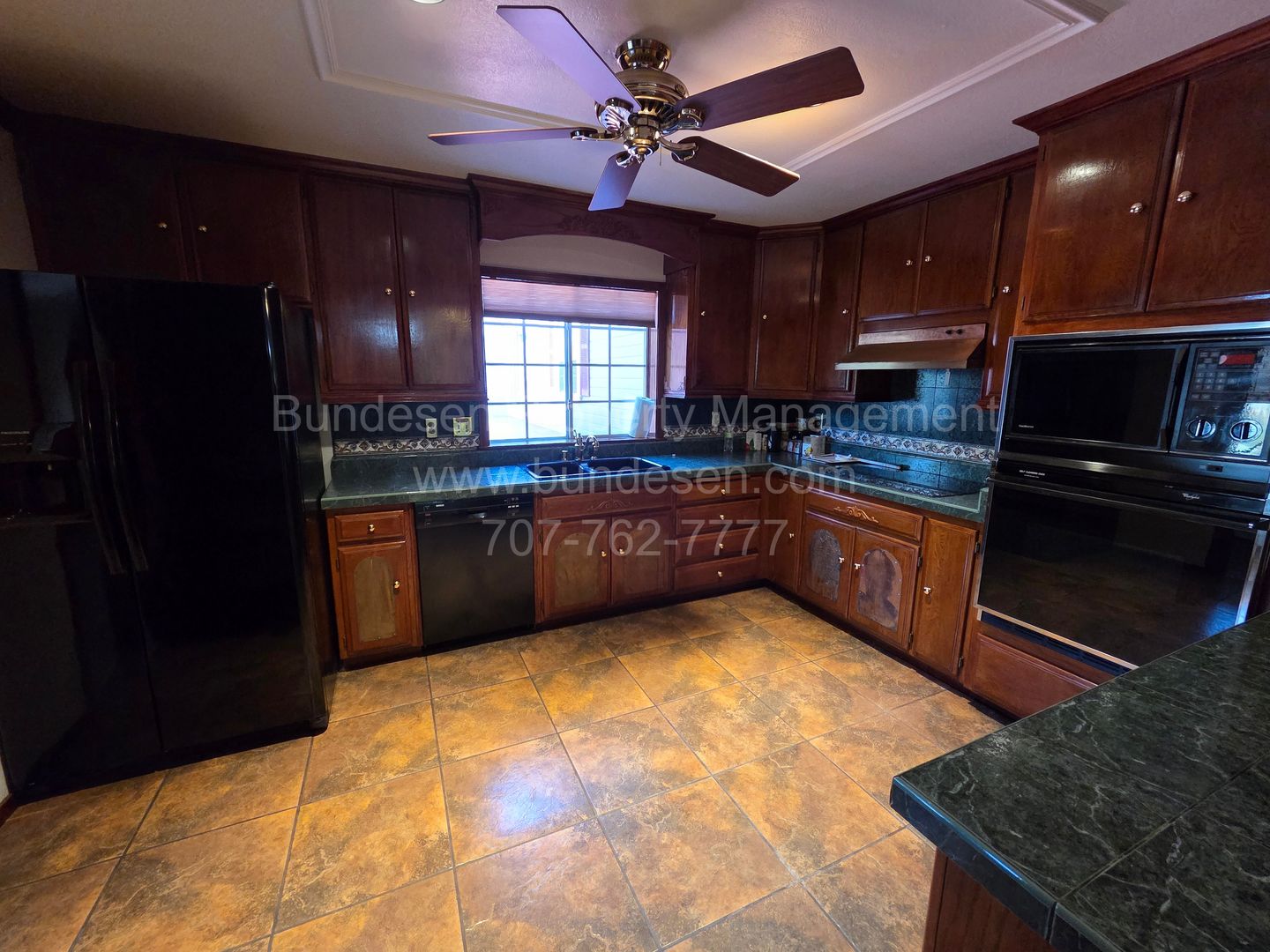Petaluma House: Metz Road