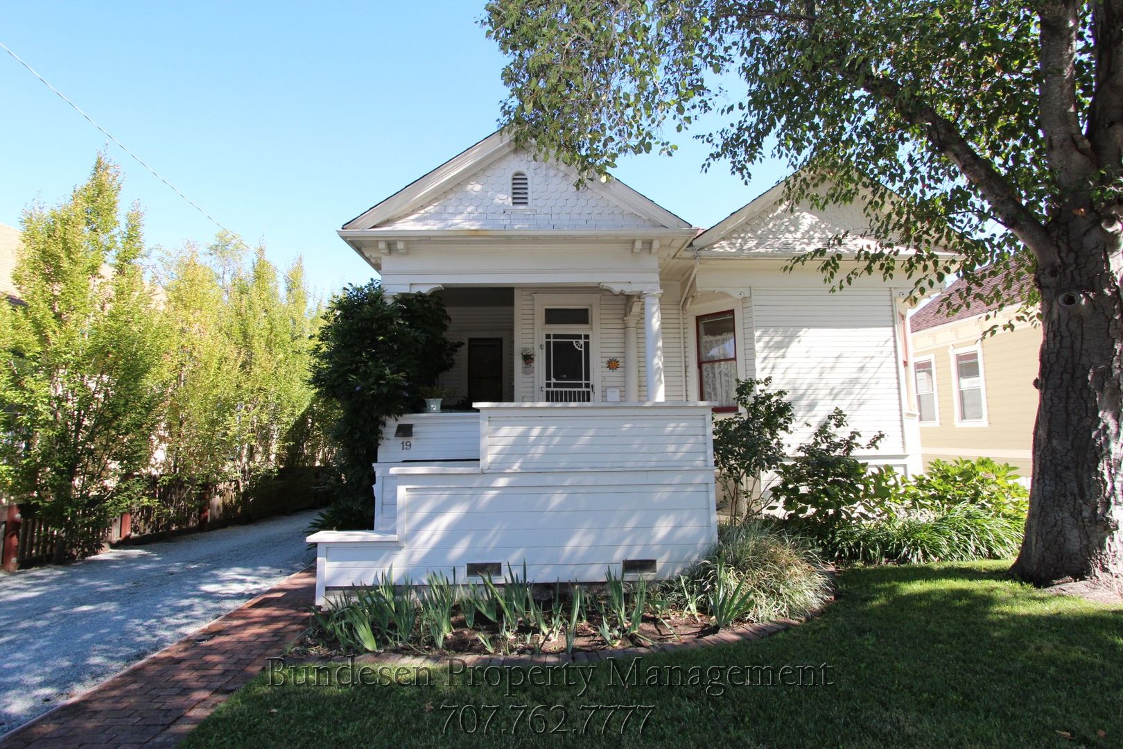 Petaluma Apartment: 19 Eighth Street