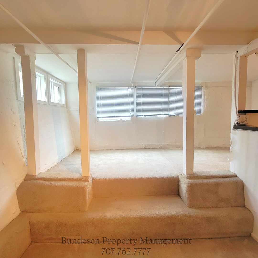 Petaluma Apartment: 415 & 417 Kentucky Street