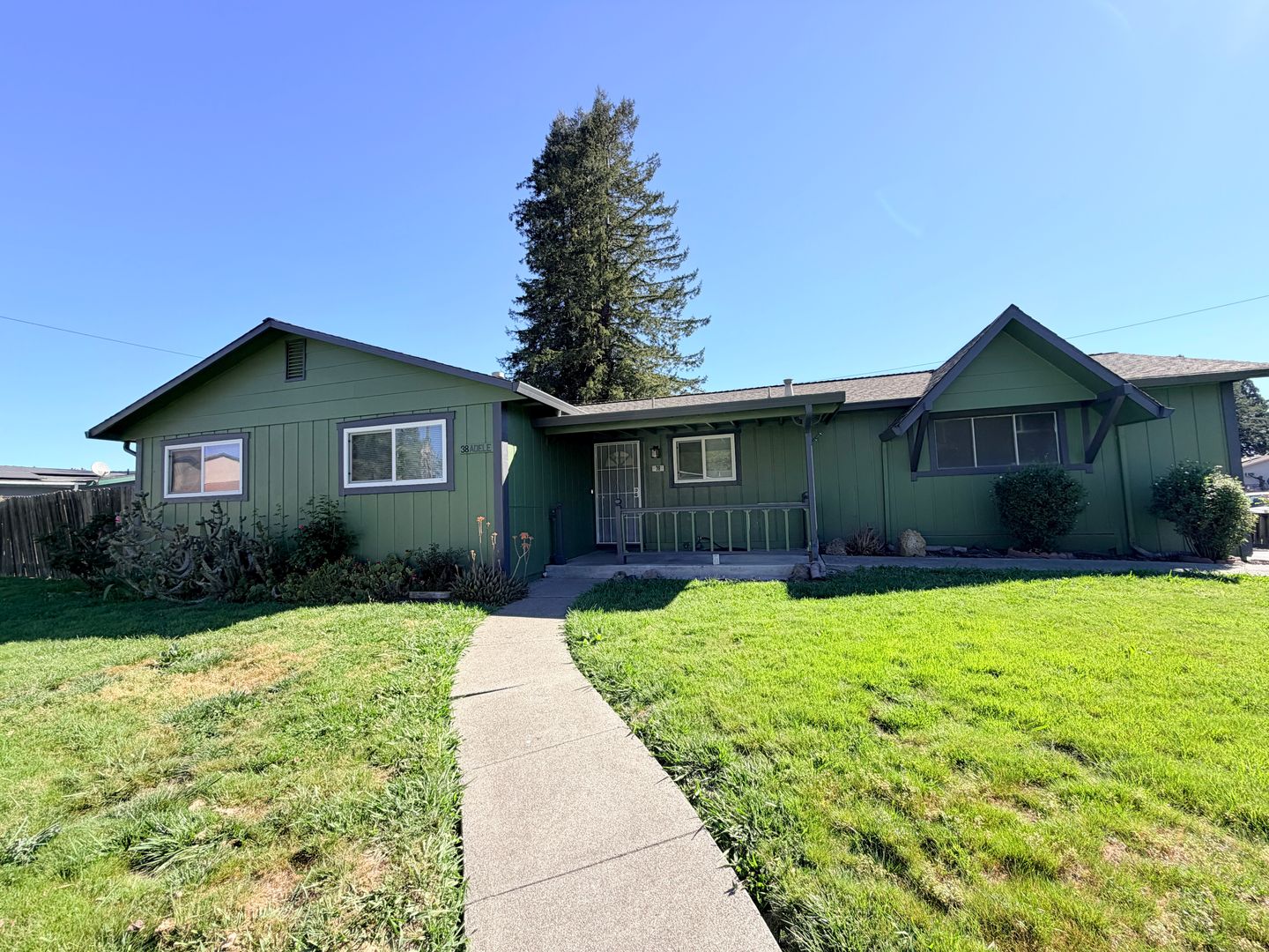 Rohnert Park House: 38 Adele Avenue