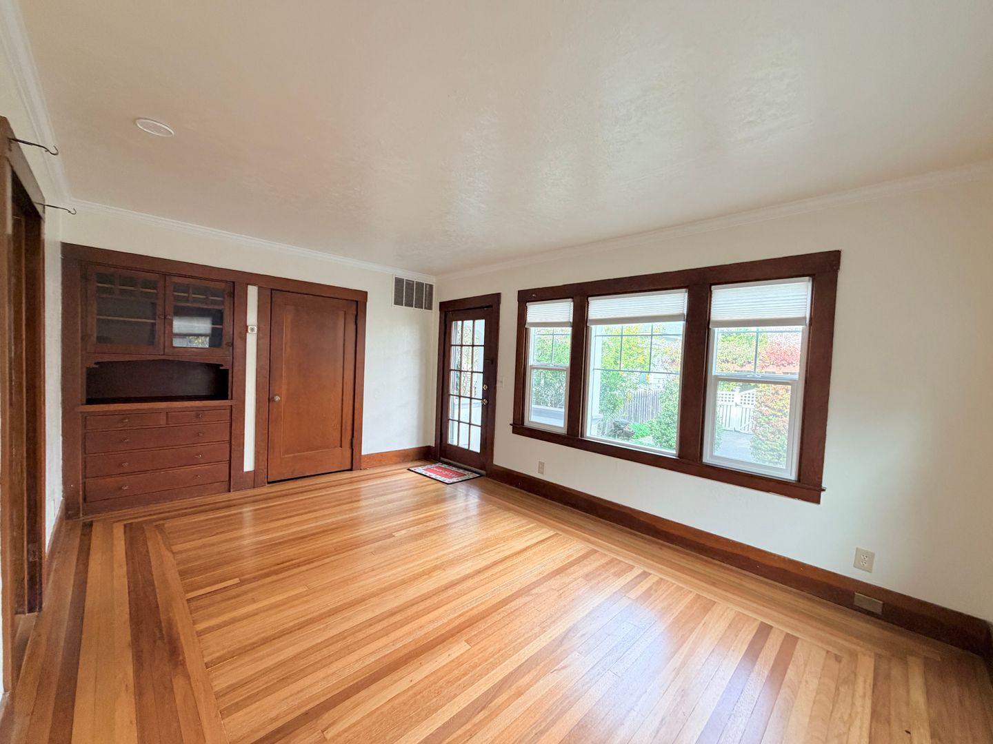 Petaluma House: Post Street, Unit A