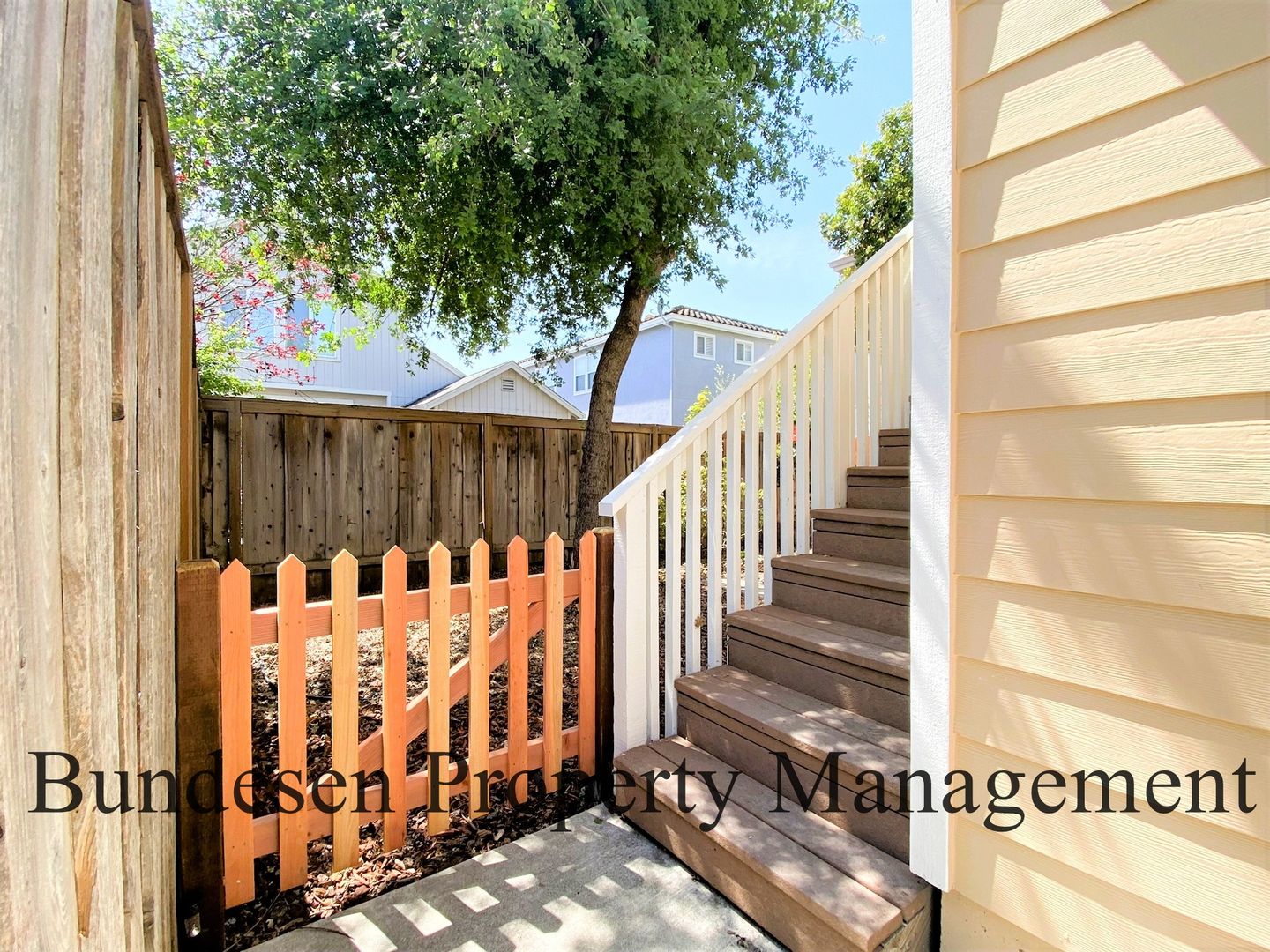 Santa Rosa House: 747 Fresno Avenue