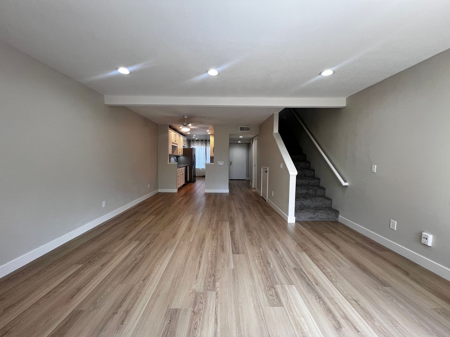 Novato Condo: 4 Cielo Lane 5A