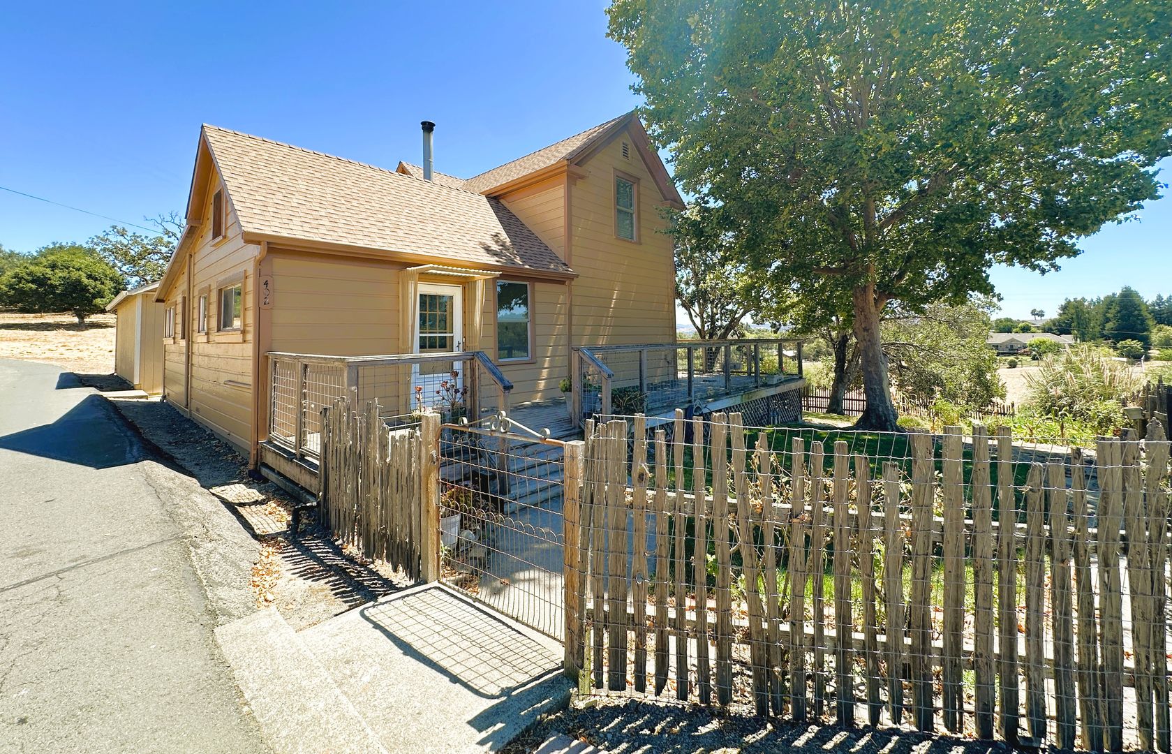 Petaluma House: Ormsby Lane