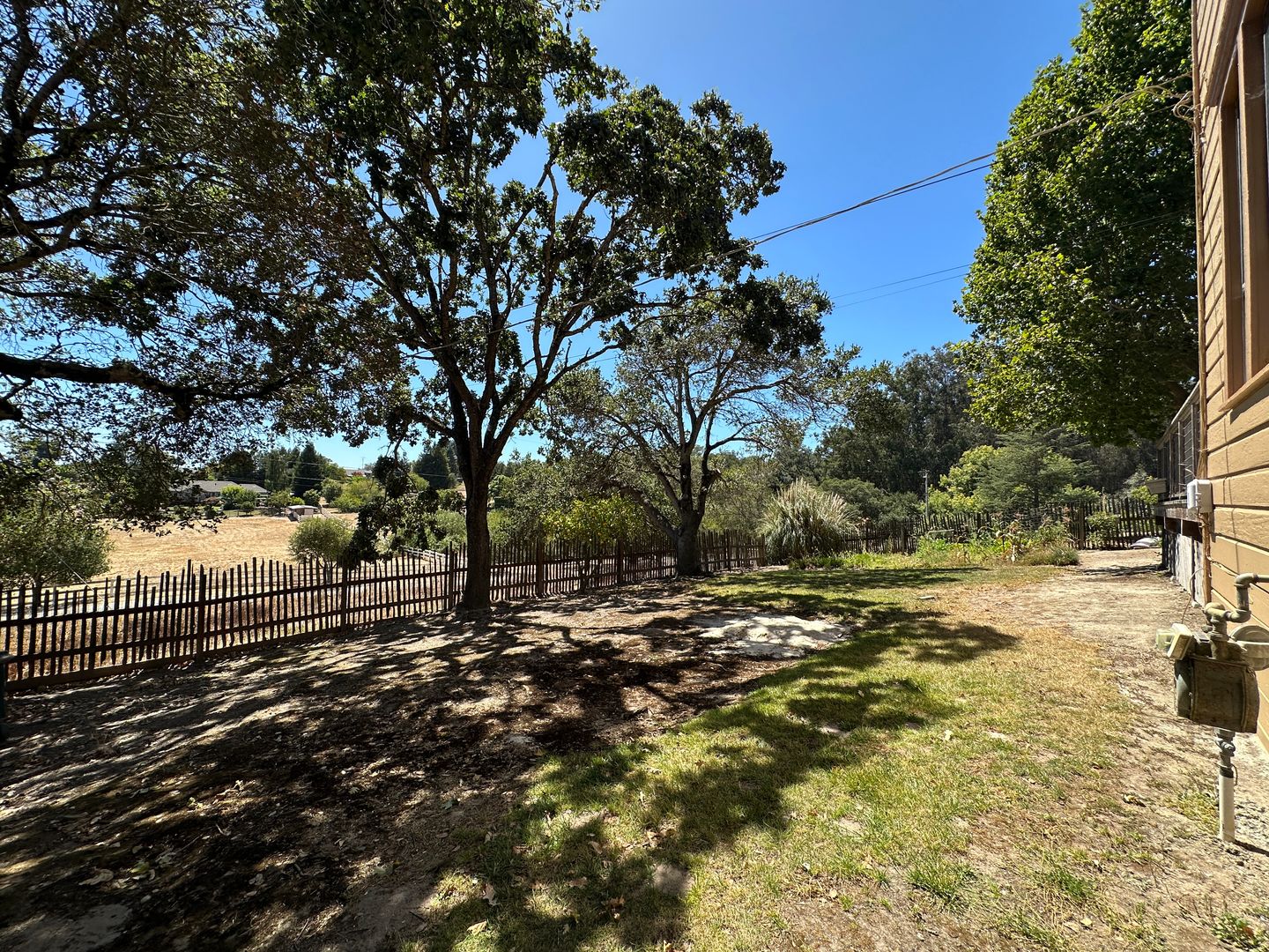 Petaluma House: 402 Ormsby Lane