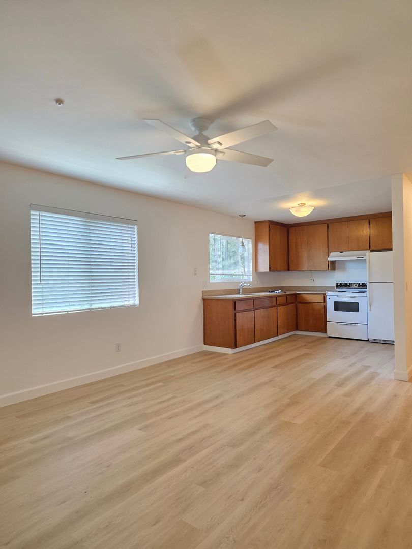 Petaluma Apartment: 415 Kentucky Street - Unit B