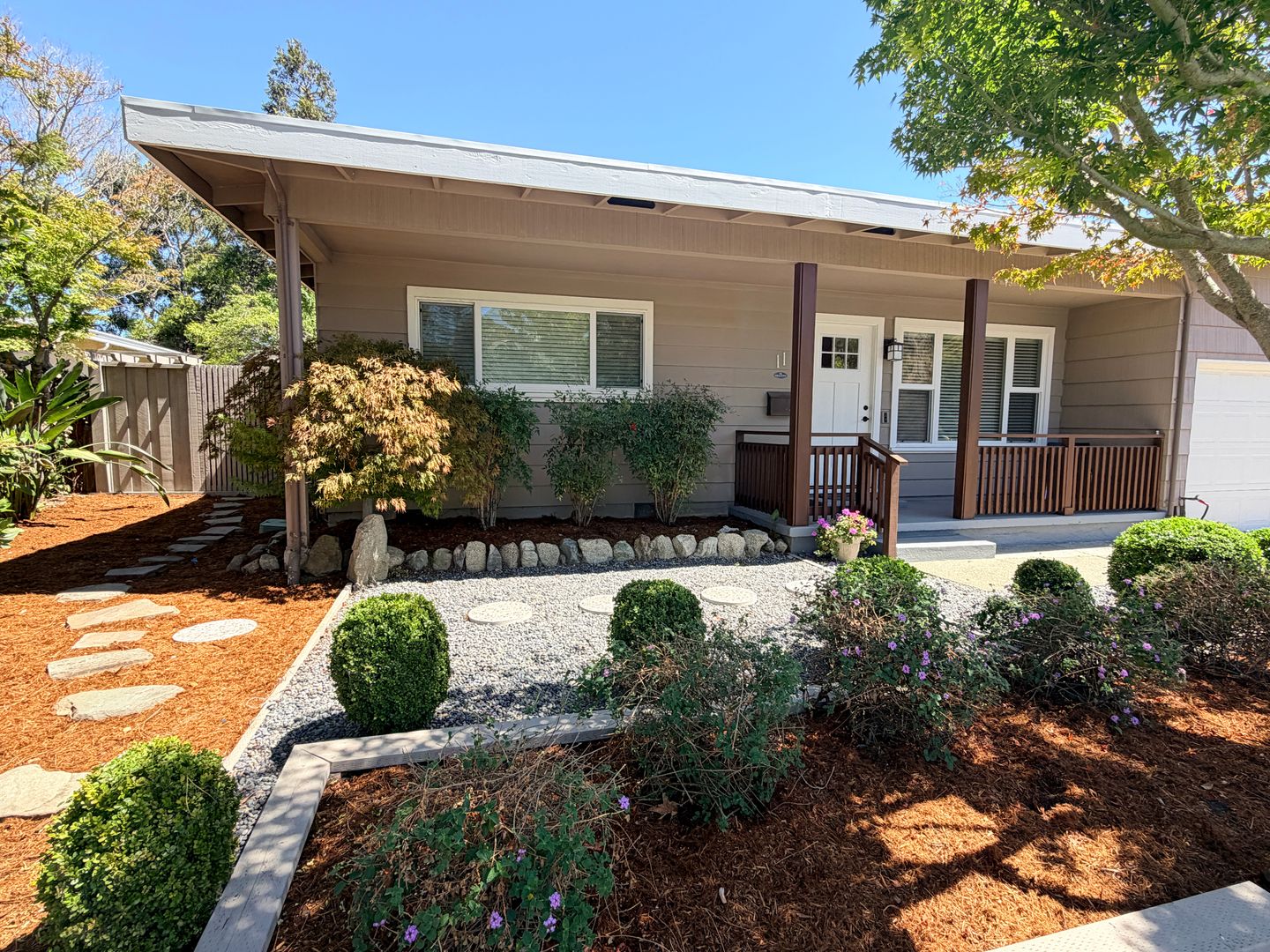 Corte Madera House: 11 Birch Avenue