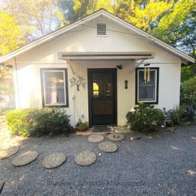 Hidden Garden Sanctuary, Charming 1-Bedroom in Petaluma