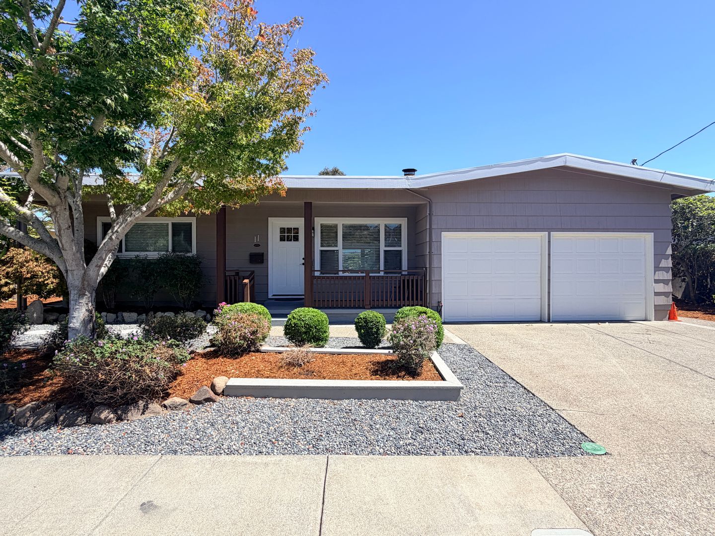 Corte Madera House: 11 Birch Avenue