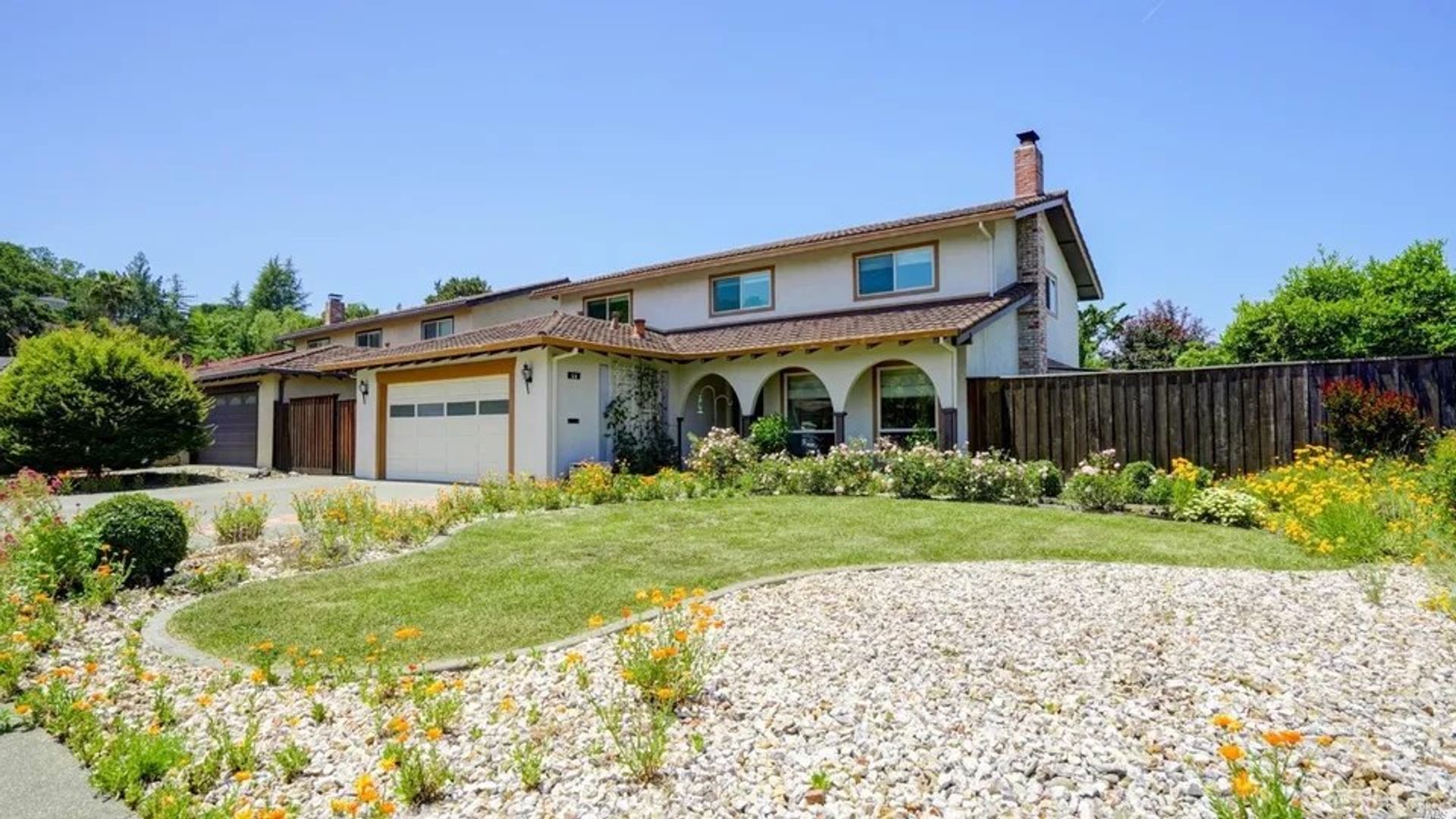 Novato House: 58 Stanford Court