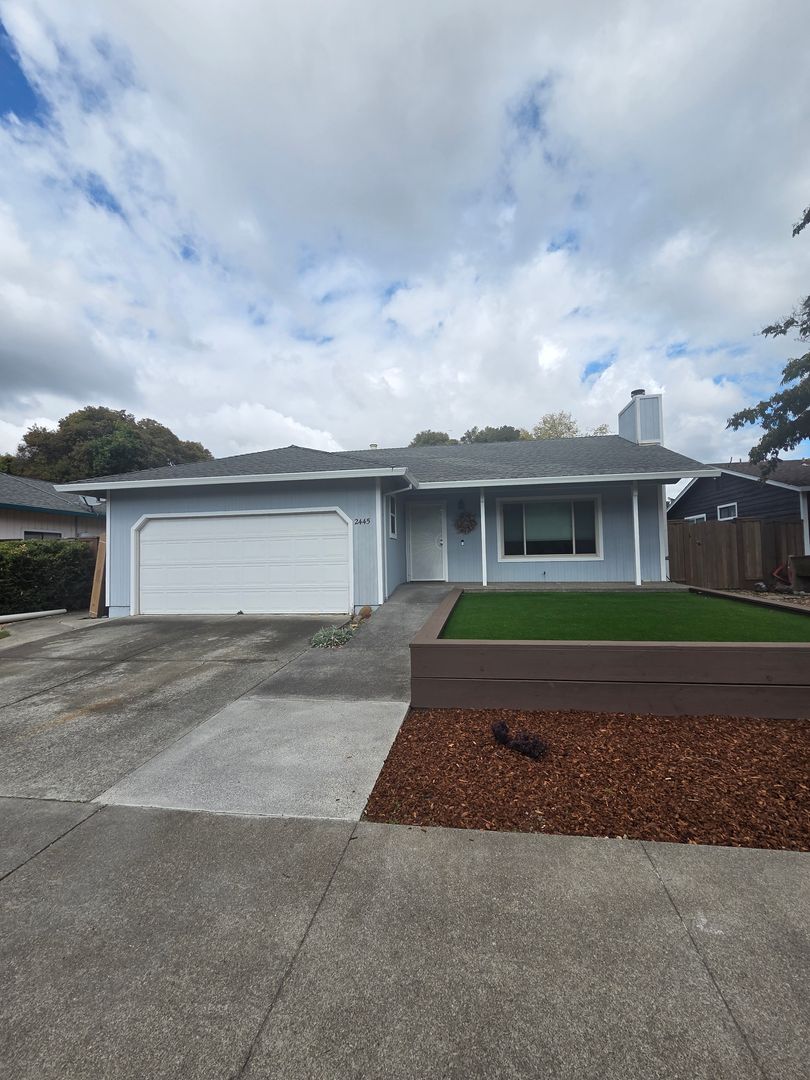 Santa Rosa House: 2445 Gads Hill Street