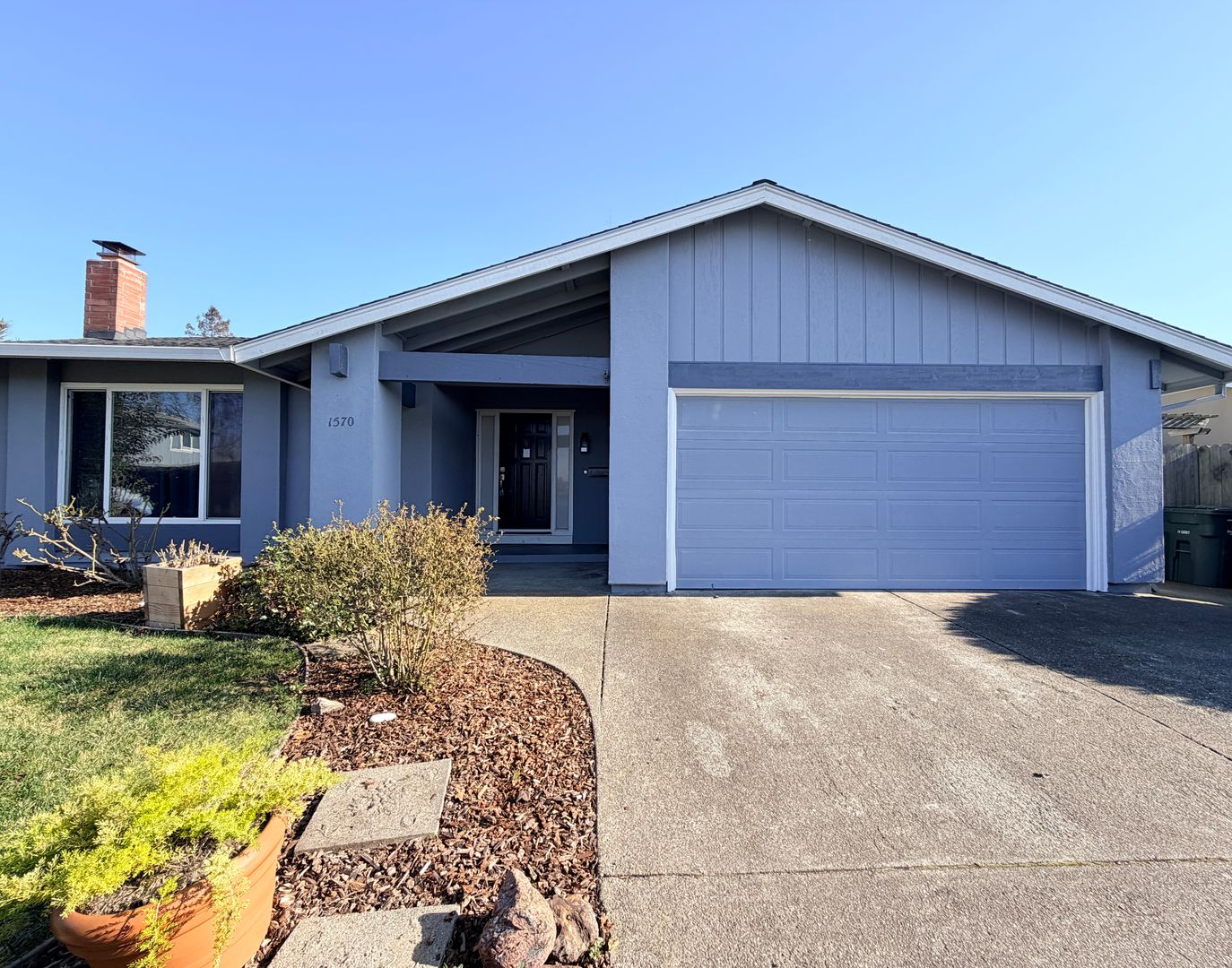 Petaluma House: 1570 Bungalow Lane