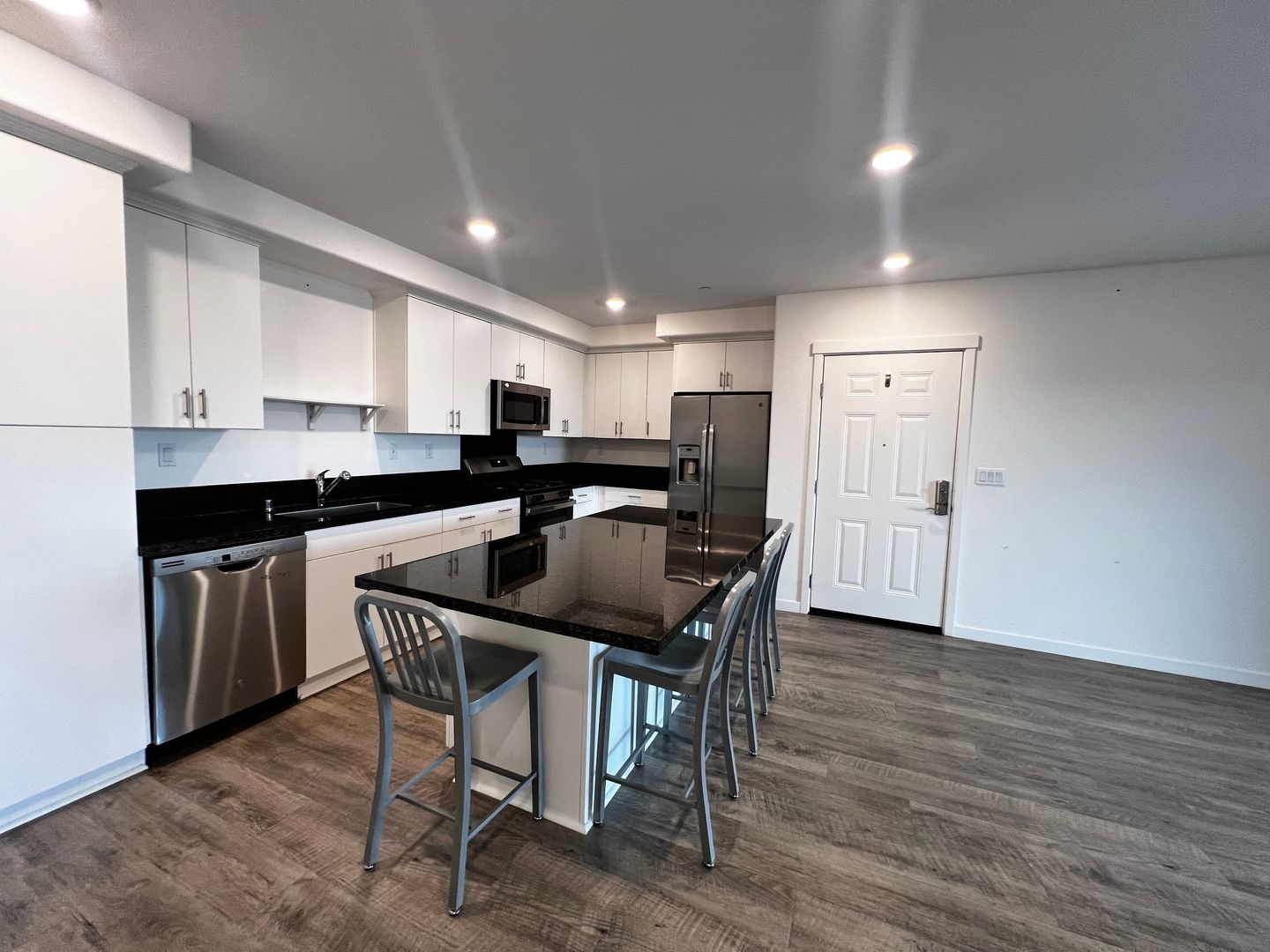 Petaluma House: 1404 Mauro Pietro Drive #306