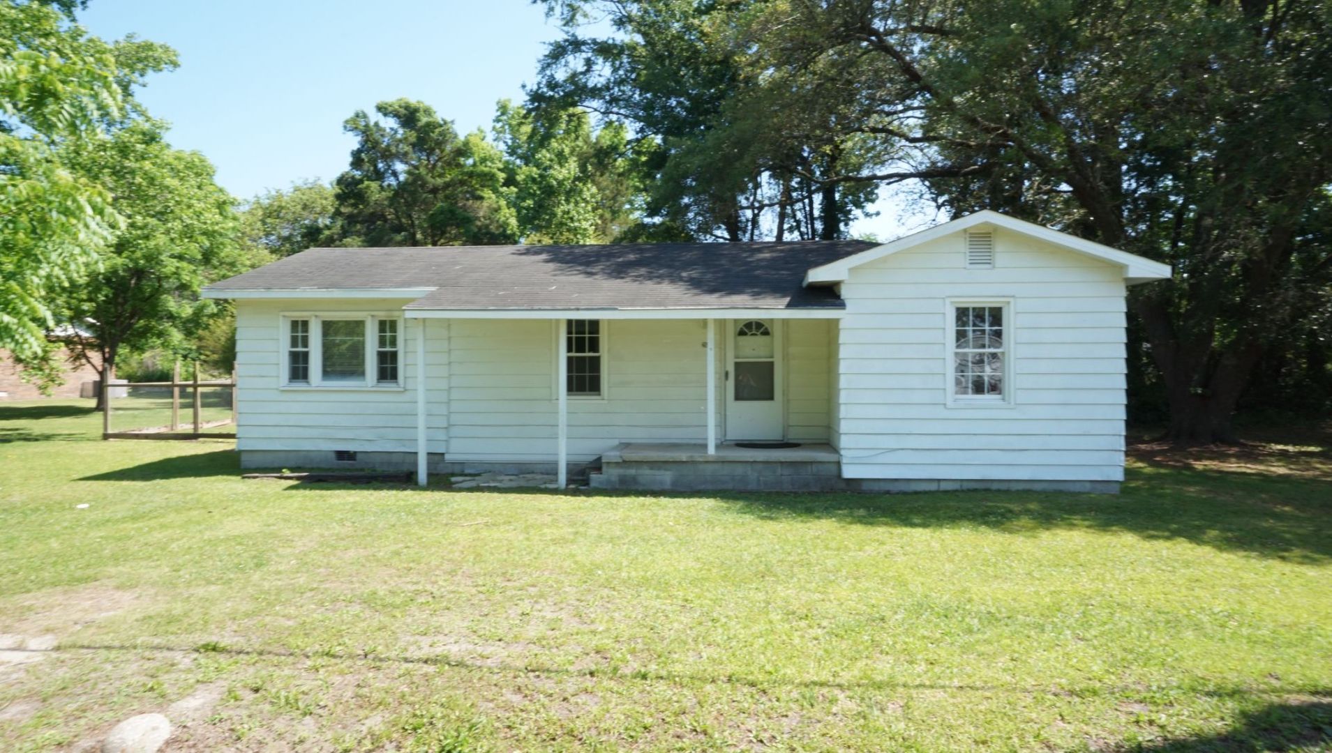 Maysville House: 260 Brighttown Road