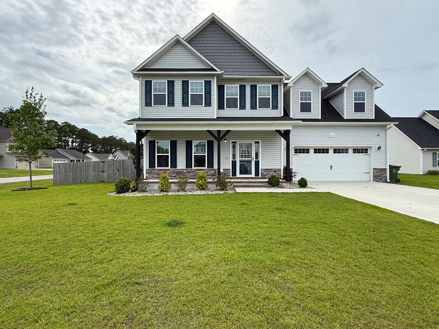 Sneads Ferry House: 303 Breezeway Drive
