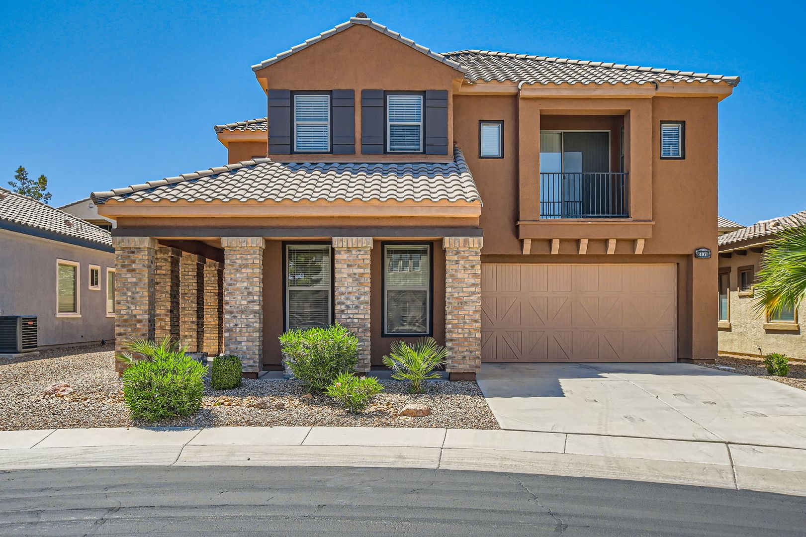 Henderson House: 497 Via Stretto Avenue