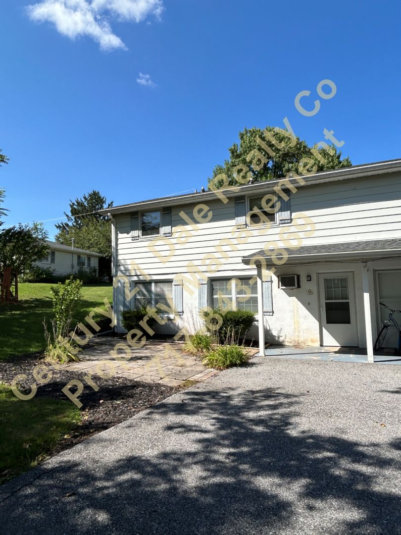 Dover Apartment: 3086 Staunton Ave.