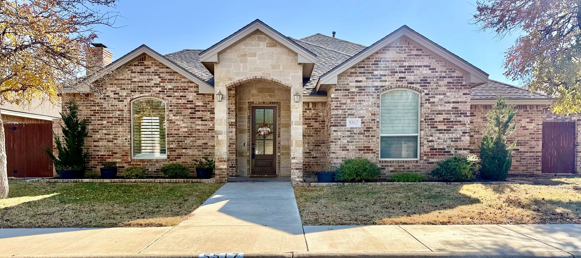 Midland House: 5517 Casa Grande