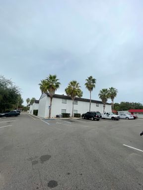 Baywatch Apartments- Five Minutes Driving from USF – photo 1