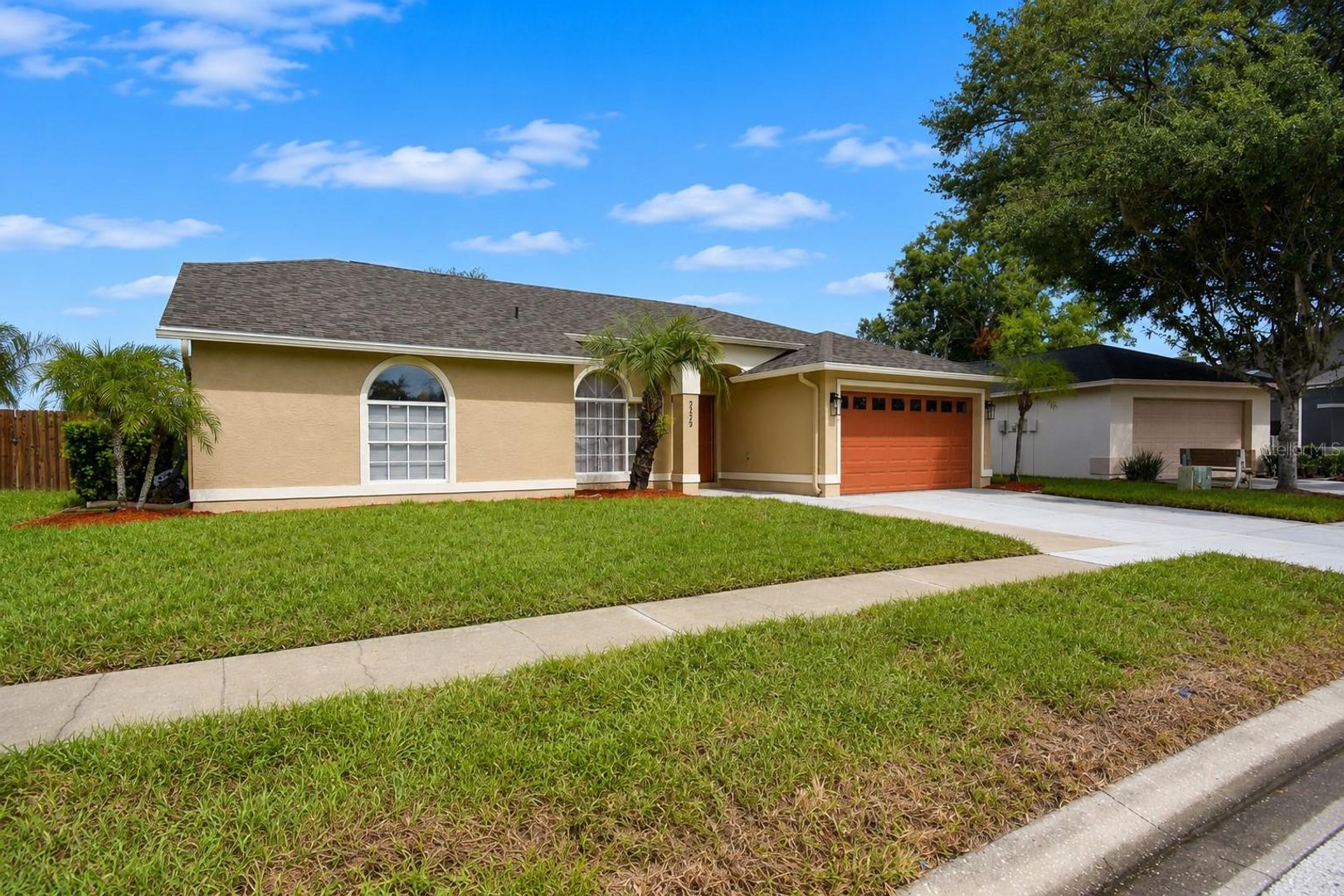 Land O Lakes House: 2229 Foggy Ridge Parkway