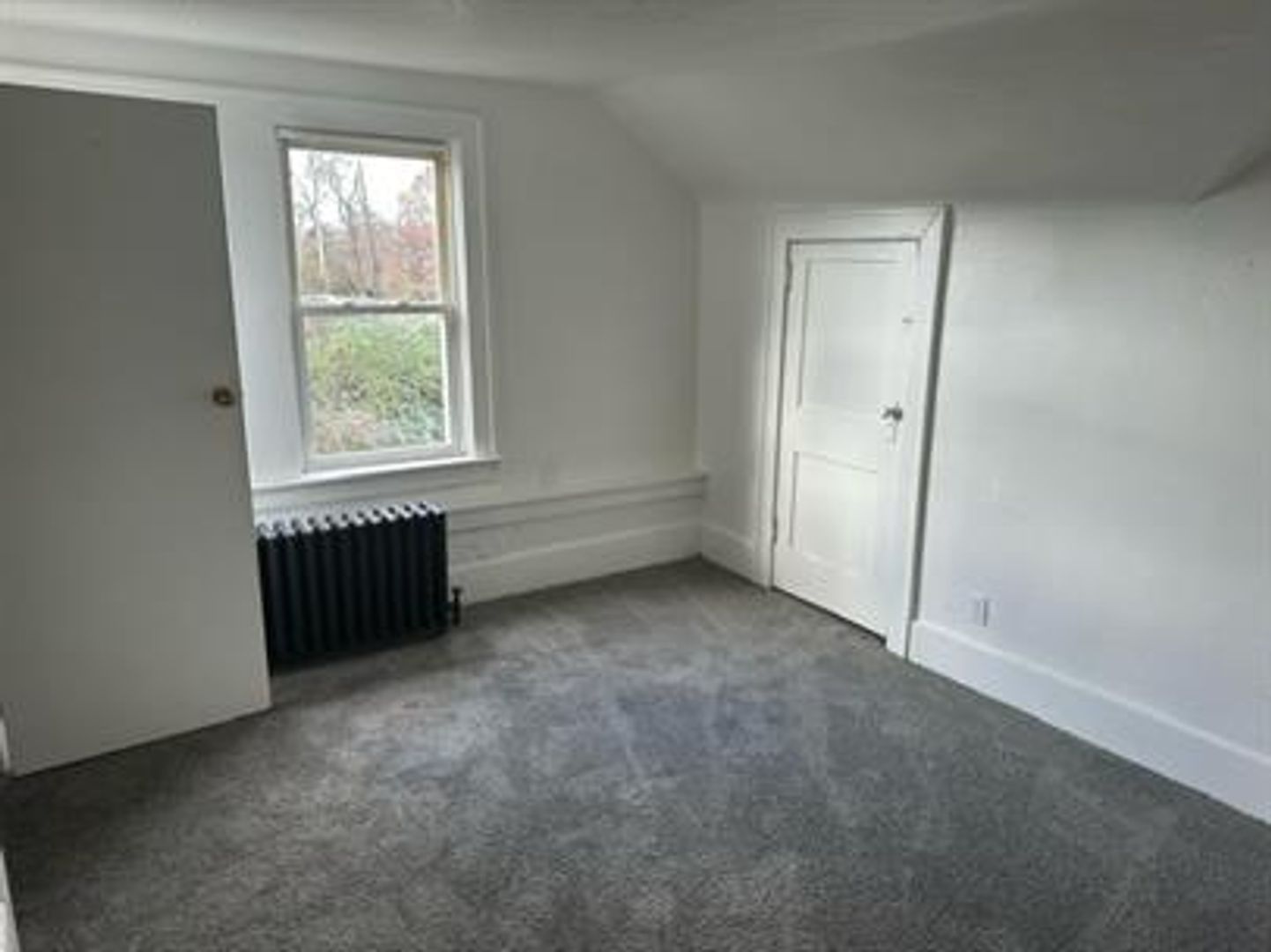 Clairton Apartment: 726 Large Avenue