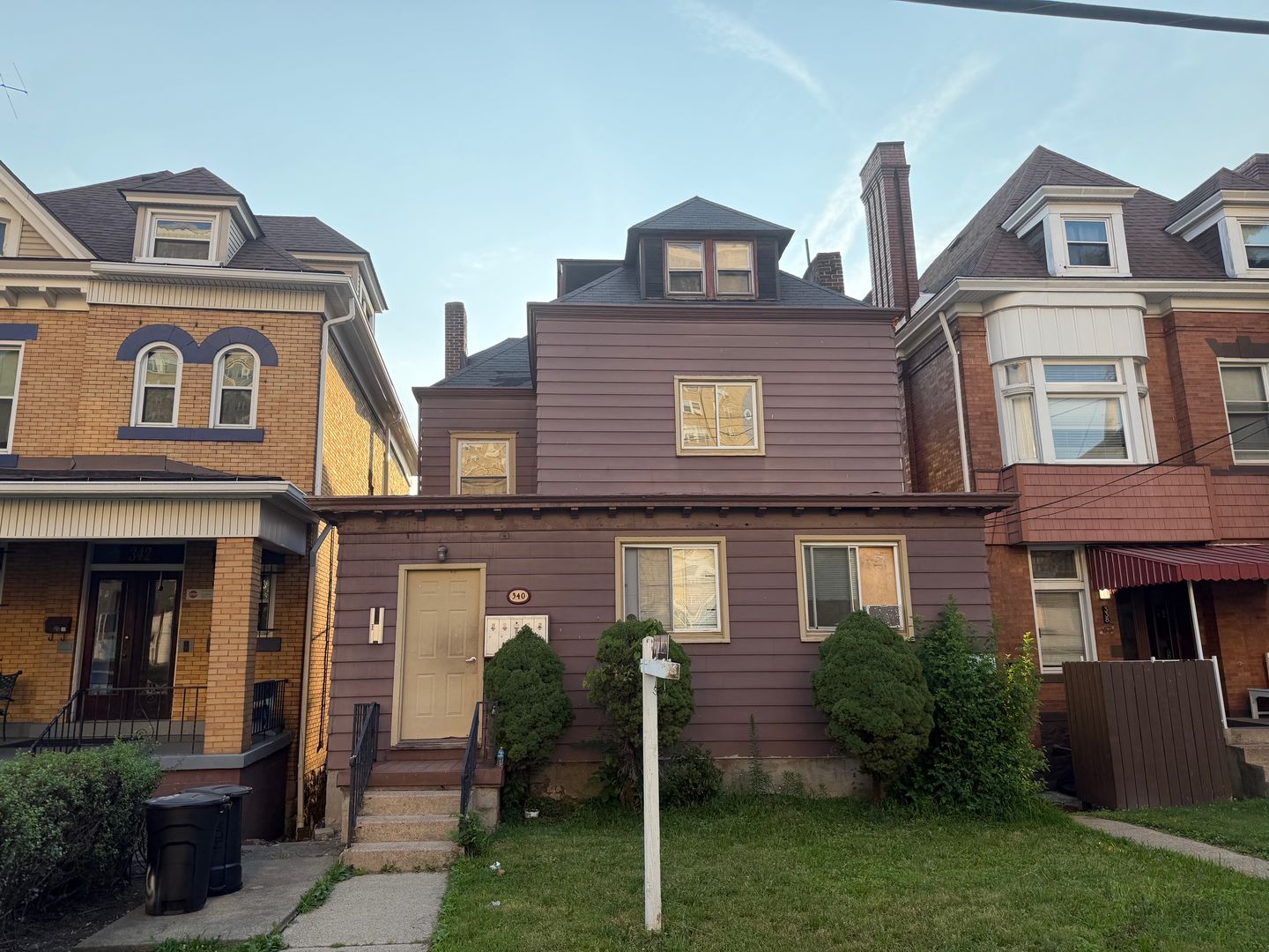 Pittsburgh Apartment: 340 North Craig Street
