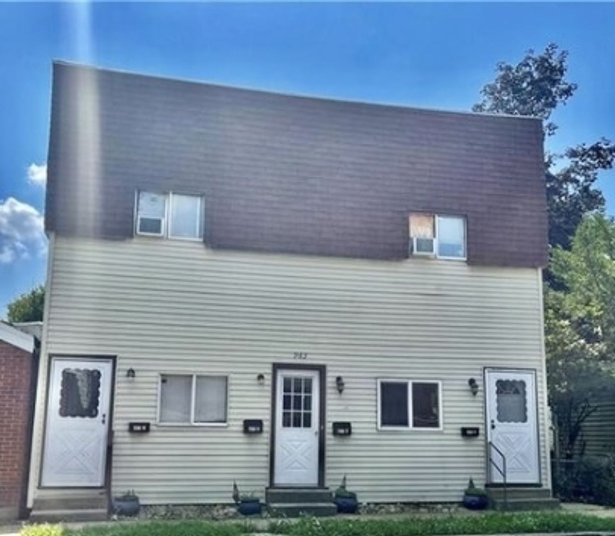 East McKeesport Apartment: 963 5th Avenue