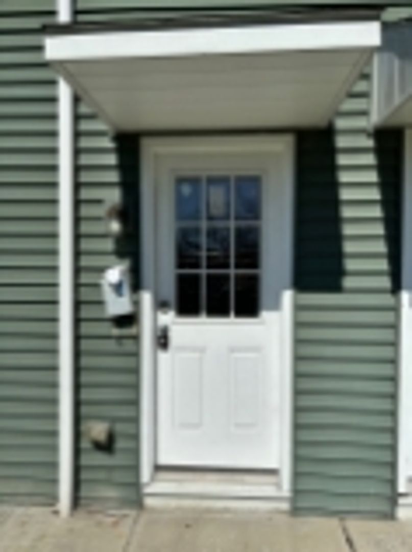 Clairton Apartment: 634 Reed