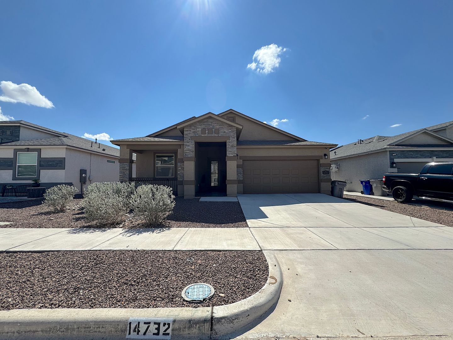 El Paso House: 14732 Sam Garcia