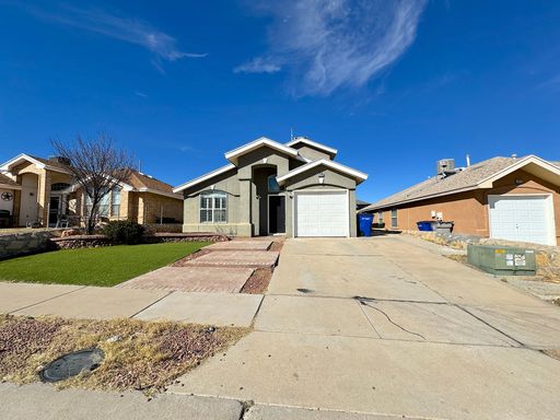 Northeast El Paso 3 Bed Refrig A/C – photo 1